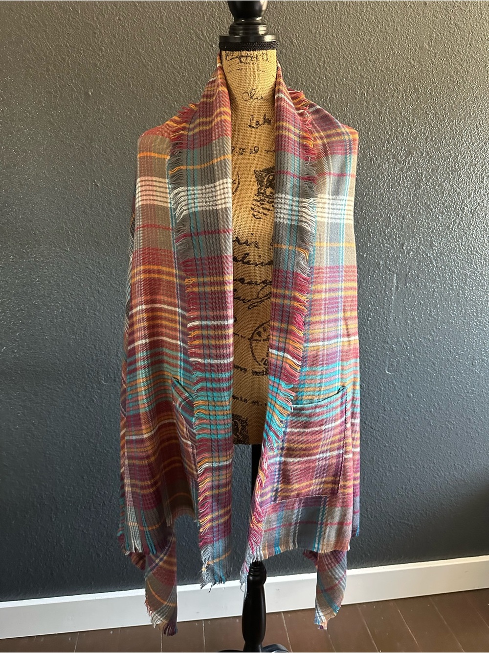 NWT Grace & Lace Plaid Pocket Poncho Wrap Scarf One Size